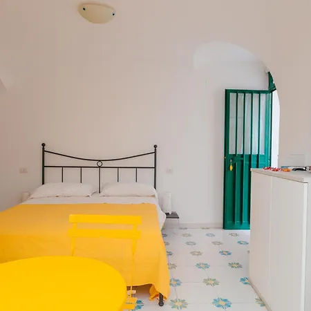 Casa Puntino 公寓 *